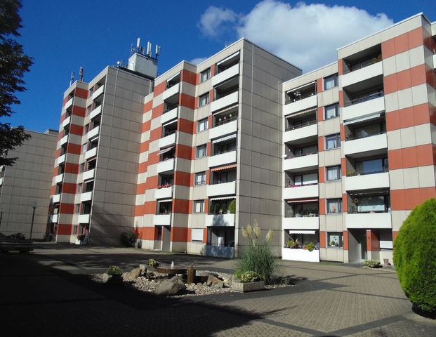 NUR WBS - 1-Zimmerwohnung mit Einbauküche für Personen ab 60 Jahre in Solingen-Wald! - Photo 1