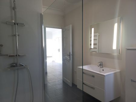 Location Maison 4 pièces 121m² CUGNAUX 31270 - Photo 5
