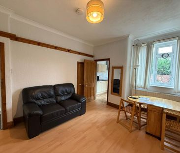 Main Avenue, Heworth - P1490 - Photo 5