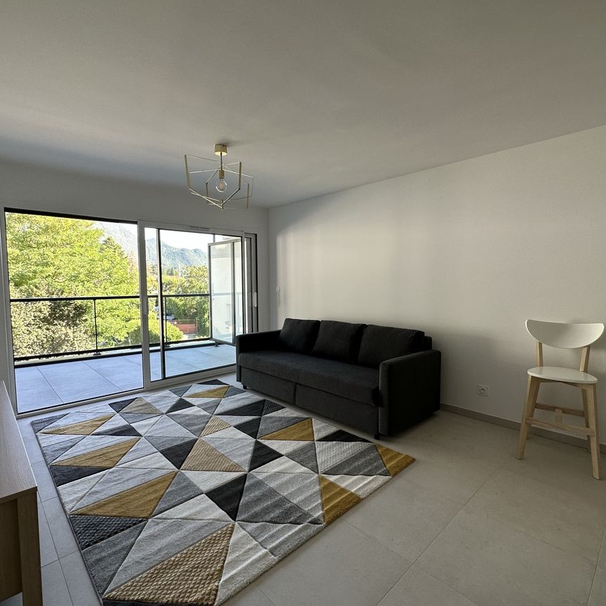 Location Appartement 2 pièces 44m² LE BOURGET DU LAC 73370 - Photo 1
