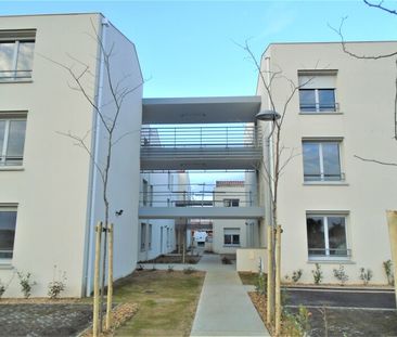 Location Appartement 2 pièces 40m² ST ANDRE DE CUBZAC 33240 - Photo 5