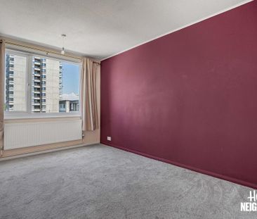 4 bedroom end of terrace house to rent - Photo 2