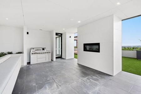 1 Bedroom Apartment with carpark - Photo 5