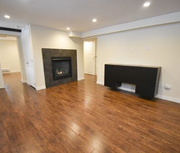 For Lease - 205 Innisfil Street Unit# B, Barrie, Ontario - Photo 2