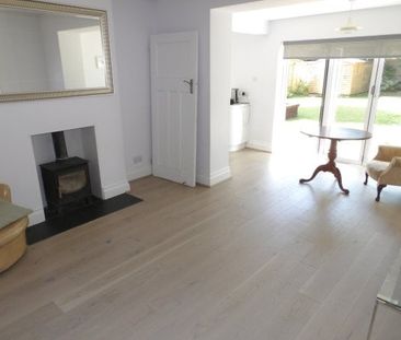 Southampton - Photo 2