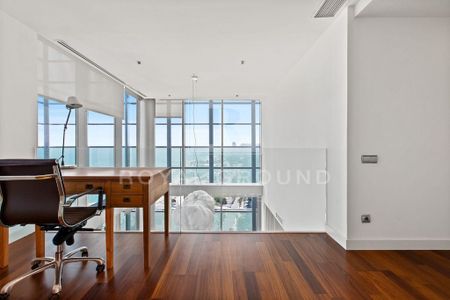 3 room luxury penthouse for rent in Barcelona, Spain - Photo 2