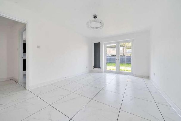 Birch Hill, Berkshire, RG12 - Photo 1