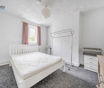 6 bedroom terraced house to rent - Photo 4