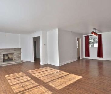 For Lease - 1336 Queen Victoria Avenue, Mississauga, Ontario - Photo 3