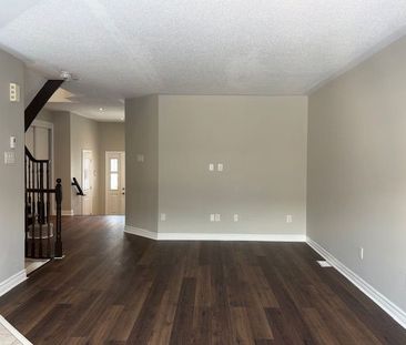 For Lease - 29 Fallengale Crescent, Kanata, Ontario - Photo 2