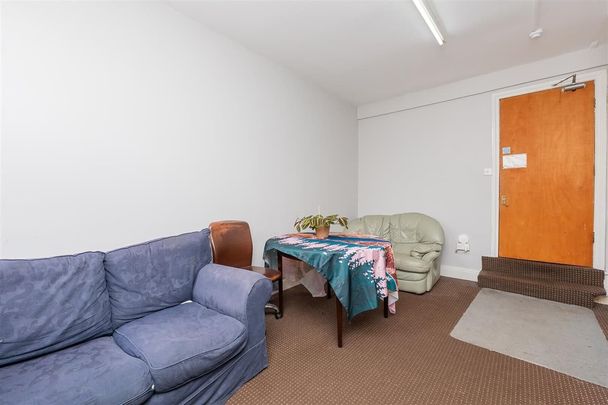 Carnarvon Road, Redland - Photo 1