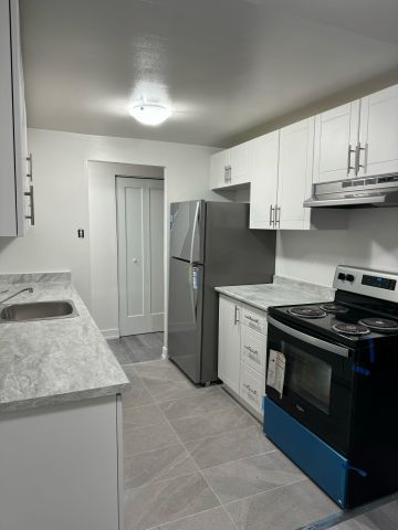 For Lease - 176 EIGHTH Street Unit# 102, Collingwood, Ontario - Photo 2