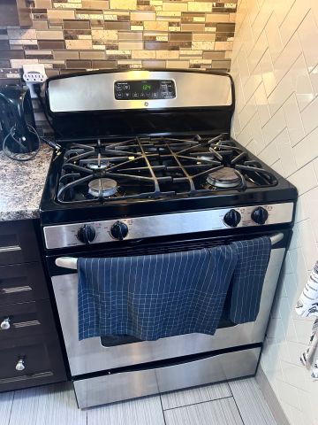 For Lease - 94 East 27th Street, Hamilton, Ontario - Photo 5