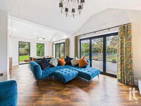 Bowfell Drive, High Lane, Stockport, SK6 - Photo 3