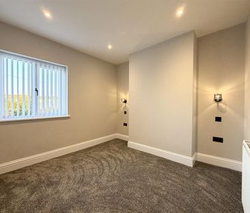 Vernon Avenue, Wallasey - Photo 3