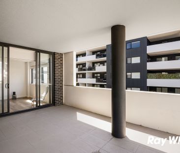 FURNISHED AND SPACIOUS Two Bedroom Apartment In Prime Location of S... - Photo 6