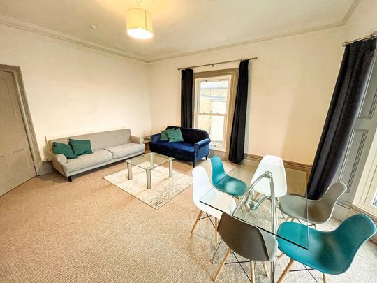 Spring Hill, Lincoln - Photo 1