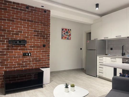 Studio/Γκαρσονιέρα για ενοικίαση - Φάληρο - Ιπποκράτειο, - Photo 1