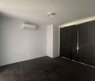 Modern Family Home with Theatre Room, Side Access & Spacious Alfresco - Photo 3