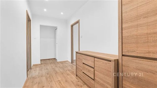 Prostorný a světlý byt 4+1 s lodžií a dvěma koupelnami, ul. Pražská, Česká Lípa - Photo 1