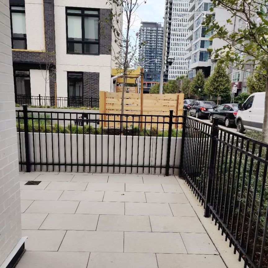 For Lease - 100 River Street Unit# Th08, Toronto, Ontario - Photo 1