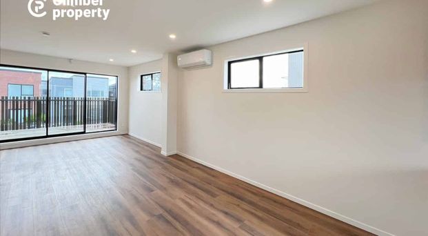 63A Joshua Carder Drive, Hobsonville - Photo 1