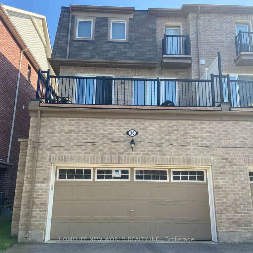 Condo Townhouse For Lease | N9235473 - Photo 1