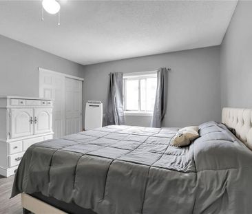 For Lease - 213 Wellington Street, London East, Ontario - Photo 1