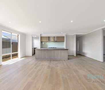 6 Shebelle Way, Hilbert, WA 6112 - Photo 5