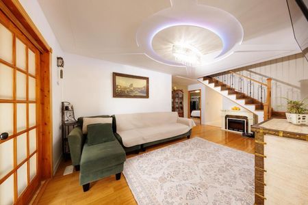 For Lease - 6 Elmhurst Drive Unit# Room #1, Toronto, Ontario - Photo 4