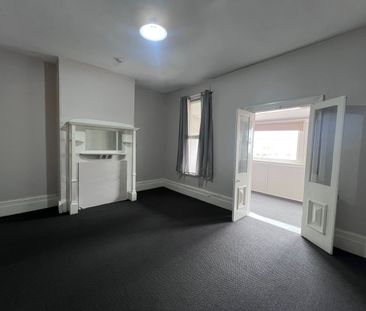 Charming 1-Bedroom House for Lease in Goulburn - Photo 4