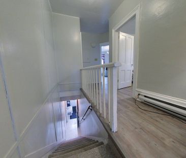 For Lease - 15 1/2 Forin Street, Belleville, Ontario - Photo 5