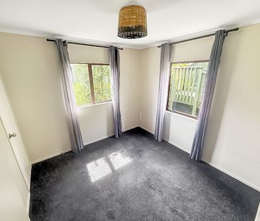 111 Woodman Drive, Tawa - Photo 6