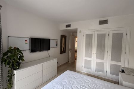 3 Bedroom Townhouse For Rent in La Quinta, Málaga - Foto 3