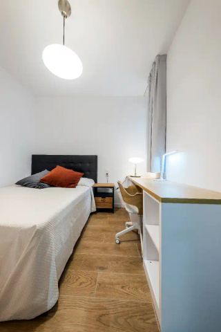 Piso de alquiler en Carrer de la Marina, Fort Pienc - Photo 2