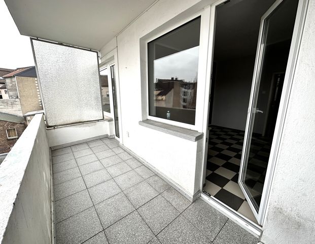 Große 4-Zimmer-Wohnung ca. 130 m² Fußgängerzone Gelsenkirchen Stellplatz vorhanden - Photo 1