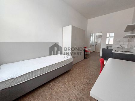 Pronájem bytu 1+kk 15 m² - Photo 2