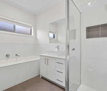 Contact Craig Frost on 0413 018 033 for a private property inspection. - Photo 6