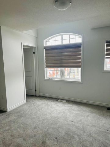 For Lease - 3109 Mulberry Lane, Pickering, Ontario - Photo 3