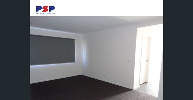 Spacious Family Home in Cornerstone Estate - Walking Distance to Mambourin Marketplace - Photo 1