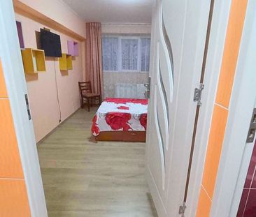 Garsoniera Viaduct, mobilata si utilata, centrala termica - Fotografie 4