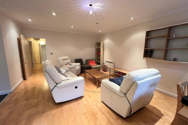 Caroline Street - Photo 1