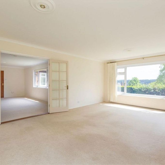 3 bedroom bungalow to rent - Photo 1