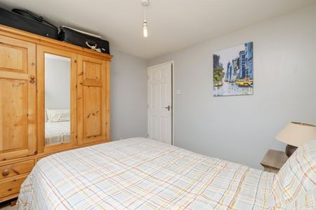 Caroline Road - Photo 3