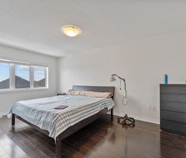 For Lease - 301 Oberfrick Avenue, Vaughan, Ontario - Photo 4