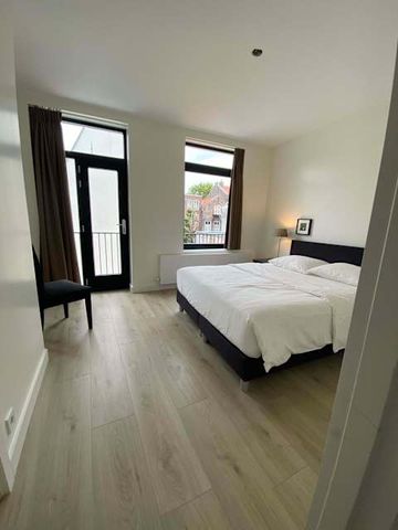 Lauriergracht C | Two Bedrooms | Canal View - Photo 5