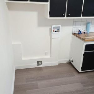 3 1/2 entièrement rénové - Photo 2