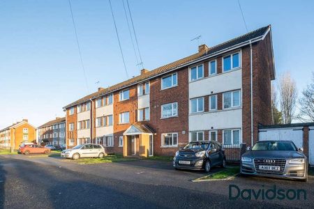 Bristol Road South, Birmingham, B31 - Photo 2