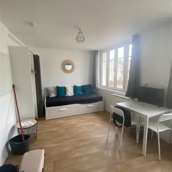 Location appartement 1 pièce - 16.32m² à Niort (79000) - Photo 1