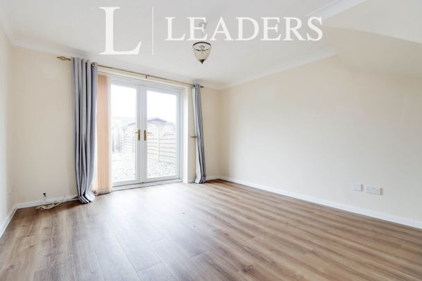 2 bedroom house to rent Durban Road, Leicester, Leicestershire, LE4 - Photo 1